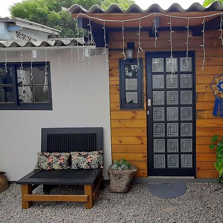 Villacasamarela Mini Casinhas De Hospedes Rio Vermelho Florianópolis Cameră foto